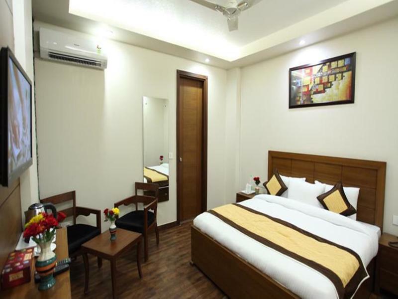 Hotel H.C Grand Nueva Delhi Exterior foto